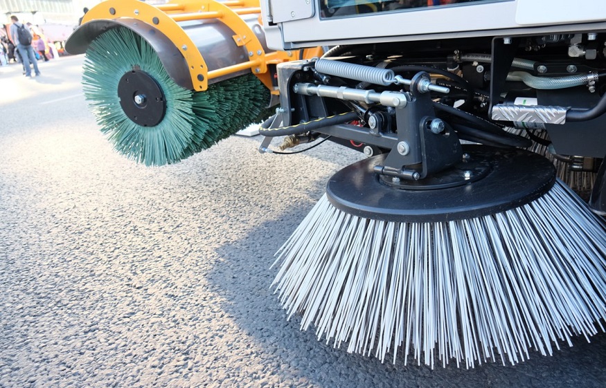 Types of Street Cleaning Technologies (Sweepers)