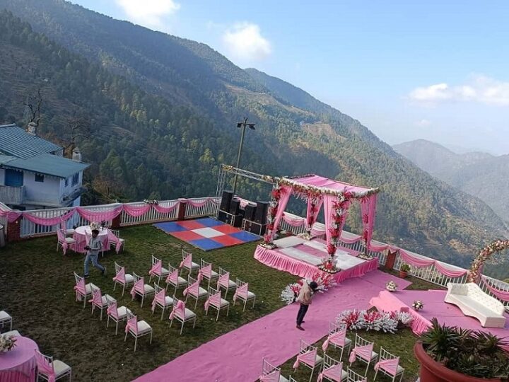 Creating a Personalized Wedding Experience in the Mountains of Uttarakhand