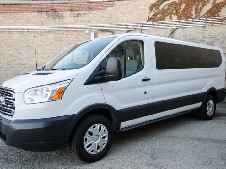 Minivan Rentals for Road Trips: Alkhail Transport’s Adventure Partner