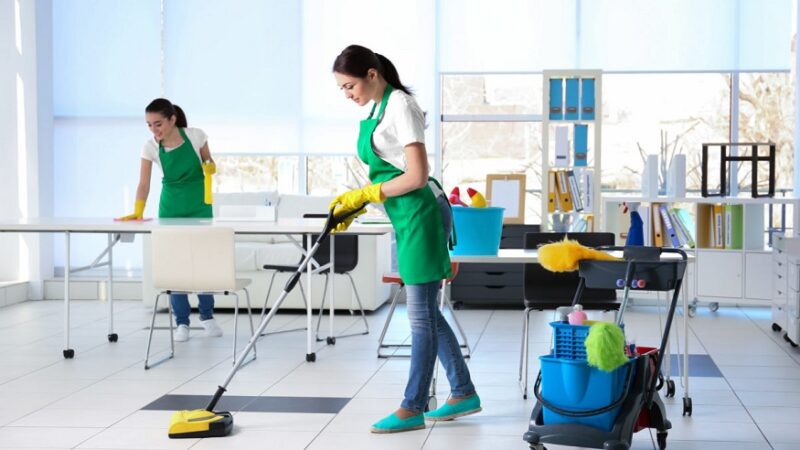 Why Hire Commercial Companies for Office Space Cleaning?