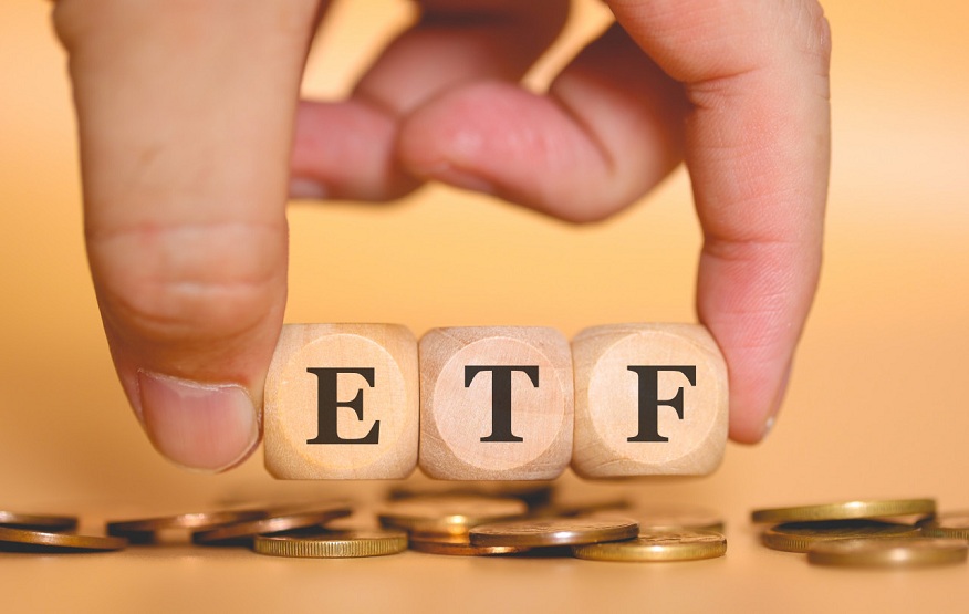 Investing in Exchange Traded Funds (ETFs): The Benefits