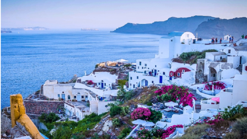 Plan Your Greek Escape: Greece Tour Package from Dubai & International Tour Options